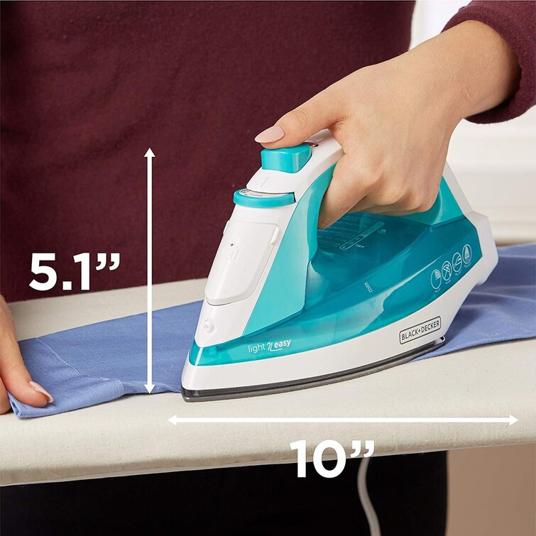 Lightweight store steam iron